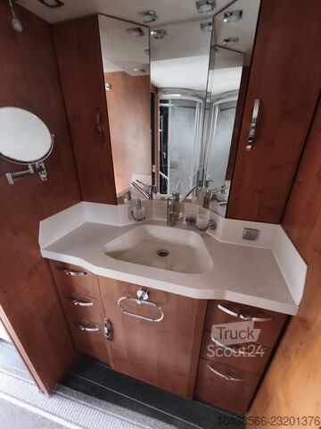 Integrovaný obytný vůz Phönix Phönix Maxi Liner