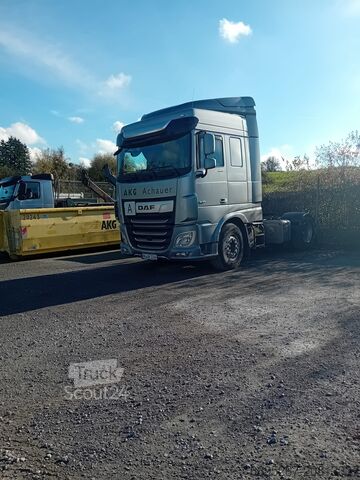 Cap tractor standard DAF XF 480