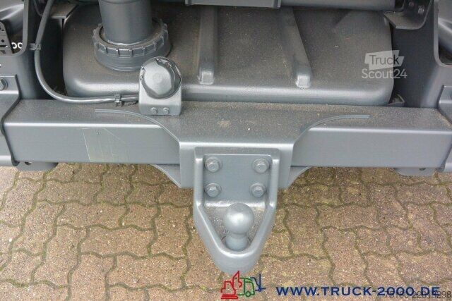 Kadunlakaisukone Mercedes-Benz Atego 1324 HSW Explorer 6 Hecksauger Vorsprühen