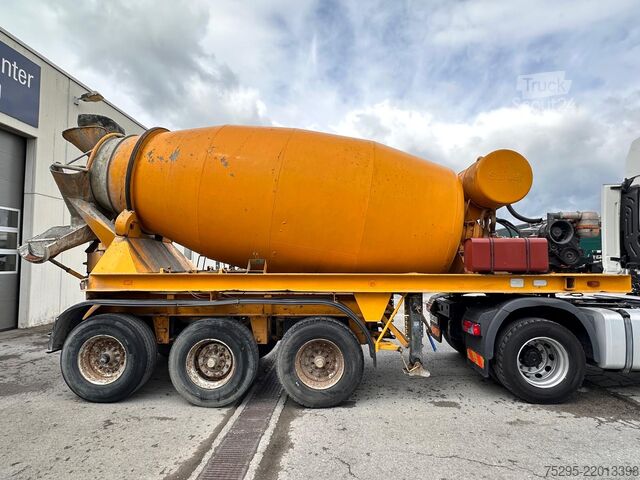 Vehicul comercial  Prestel 3 Achs Fahr Betonmischer 10m³ - defekt!