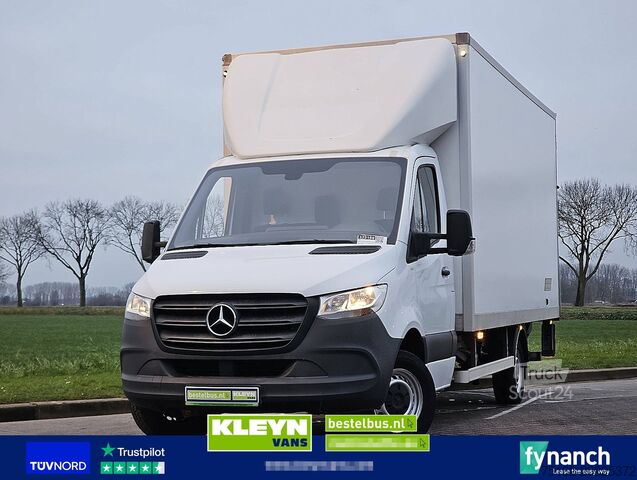 Matkalaukku MERCEDES-BENZ SPRINTER 316 Bakwagen Laadklep!