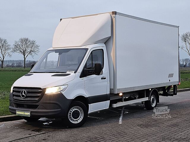 Matkalaukku MERCEDES-BENZ SPRINTER 316 Bakwagen Laadklep!