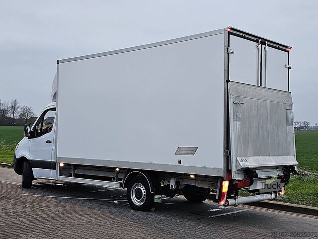 Matkalaukku MERCEDES-BENZ SPRINTER 316 Bakwagen Laadklep!