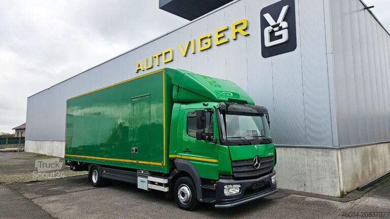 Mercedes-Benz Atego 1018 *L*Achteruitrijcamera*Automaat*Airco*Dhollandia Laadbrug*7149cm Mercedes-Benz Atego 1018 *L*Achteruitrijcamera*Automaat*Airco...