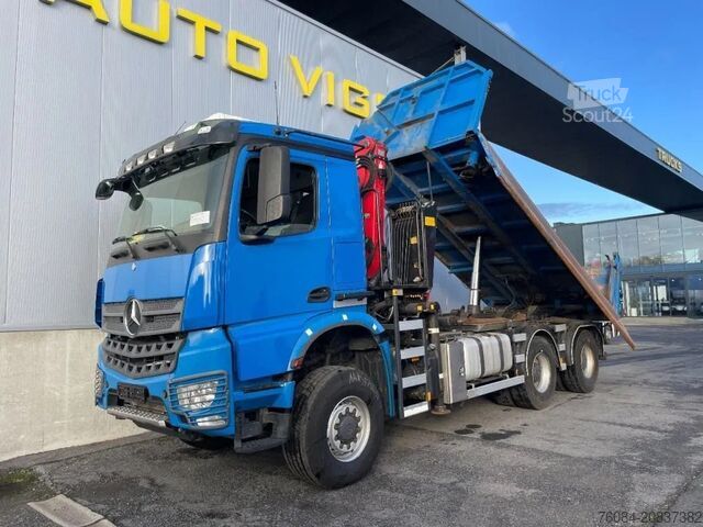 3-zijdige kipper Mercedes-Benz Arocs 3342 *6x6*meegestuurd as*2zijdige kipper*...