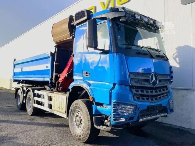3-zijdige kipper Mercedes-Benz Arocs 3342 *6x6*meegestuurd as*2zijdige kipper*...