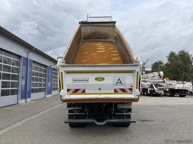 Tipper Mercedes-Benz AROCS 4145 8x8 EURO6 WYWROTKA TRÓJSTRONNA Z BOR...