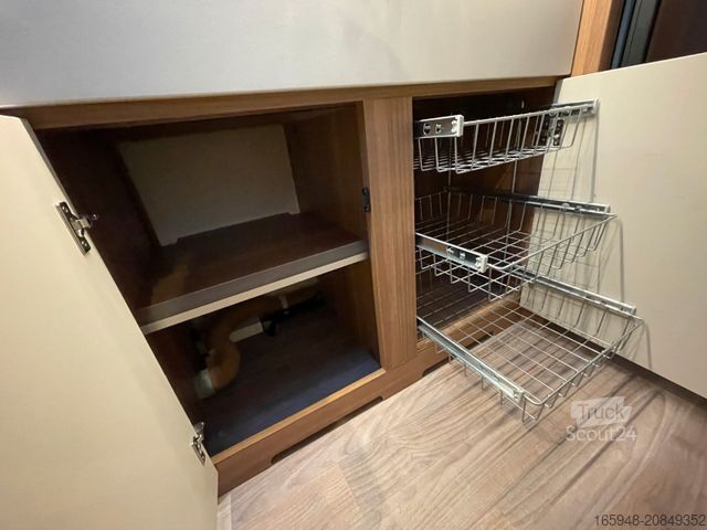 Semi-integrated camper WEINSBERG Pepper 600 MEG | Einsteigen, los, genießen!