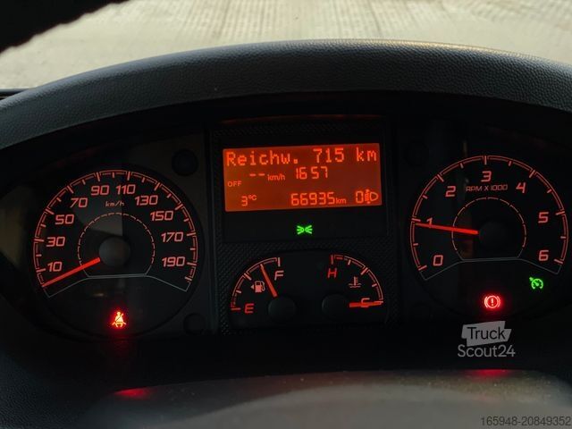 Semi-integrated camper WEINSBERG Pepper 600 MEG | Einsteigen, los, genießen!