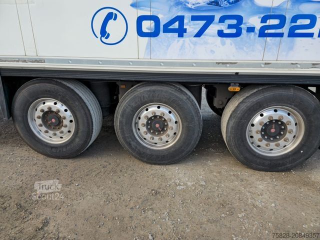 Reefer semitrailer SCHMITZ CARGOBULL SCB*S3B / Carrier 1950 / 6247 St./ 7 cm Wand