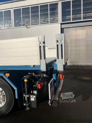 Grue montée sur camion VOLVO FH 540 8x2 EFFER Kran Sattelzugmaschine