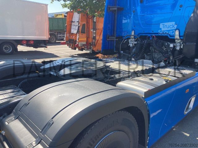 Standardní tahač Mercedes-Benz Actros 1848 LS DriverExtent Retarder Standklima