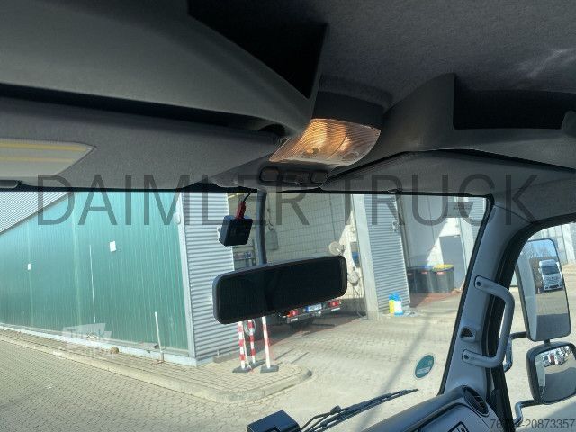 Camión caja FUSO Mitsubishi Canter 9C18 AMT Möbelkoffer LBW