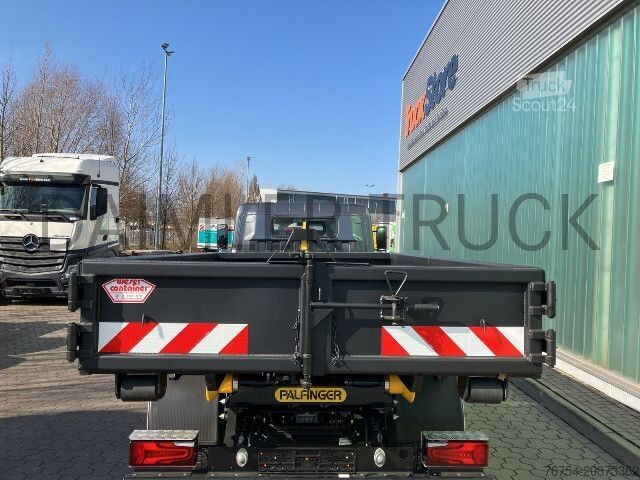 Камион с кука за контейнери FUSO Mitsubishi eCanter 9C18 M-Bat Abroller Klima