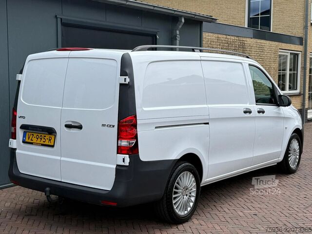 Furgon blaszak Mercedes-Benz Vito 111 CDI Lang Airco Trekhaak Camera Navi Lm...
