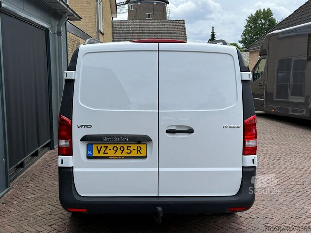 Furgon blaszak Mercedes-Benz Vito 111 CDI Lang Airco Trekhaak Camera Navi Lm...