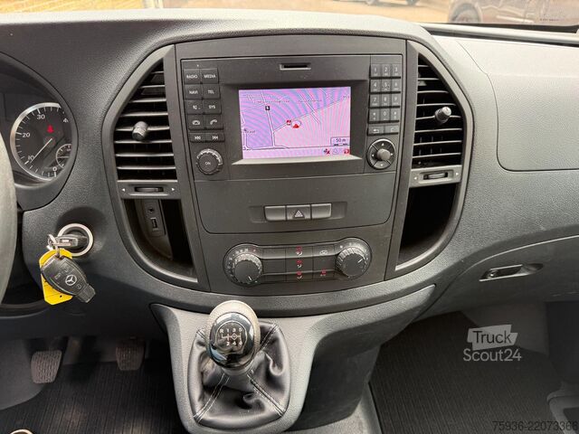 Furgon blaszak Mercedes-Benz Vito 111 CDI Lang Airco Trekhaak Camera Navi Lm...