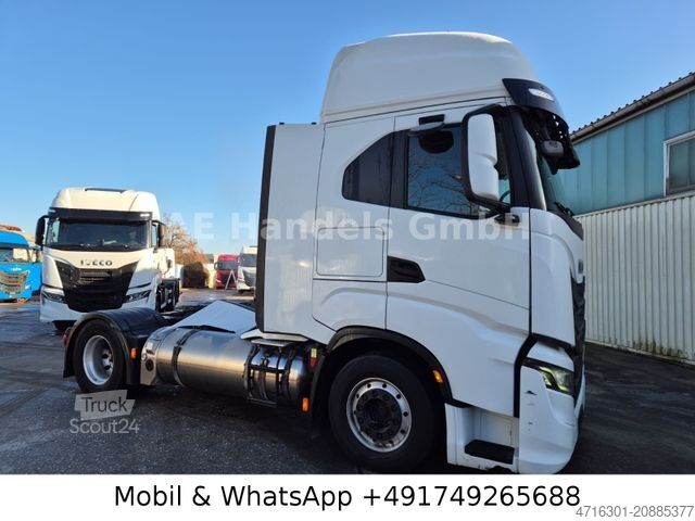 Standardni vlačilec IVECO S-Way 460 AS LNG *Retarder/ACC/2xTank/LED/Leder