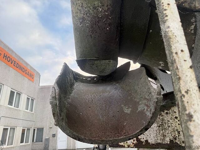 Kel-Berg tovornjak mešalec betona / betonmešalec / Kel-Berg Concrete mixer truck / Betonmischer-Lkw /