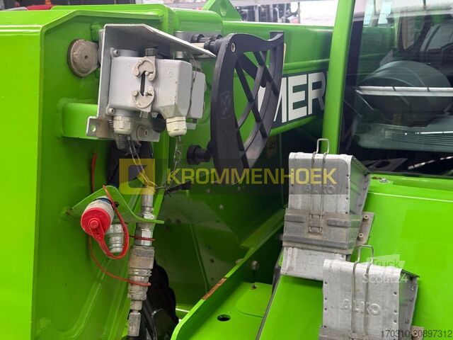 Teleskopik yükleyici Merlo P 27.6 Plus