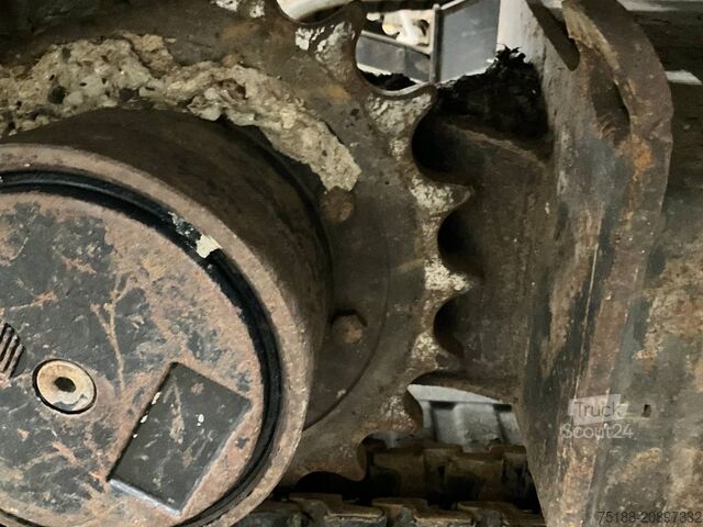 Miniexcavadora Bobcat E 26 EM