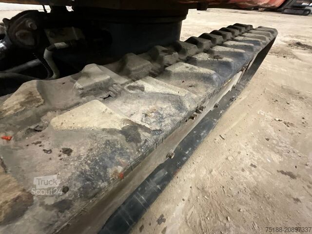 Minikoparka Kubota KX 015-4