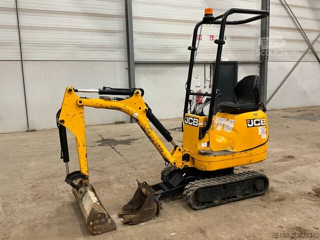 Mini bager JCB 8008