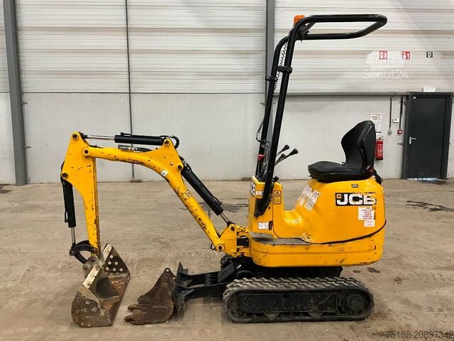 Mini bager JCB 8008