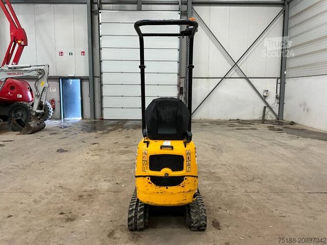 Mini bager JCB 8008