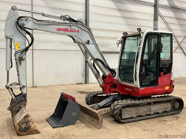Mini bager Takeuchi TB 260