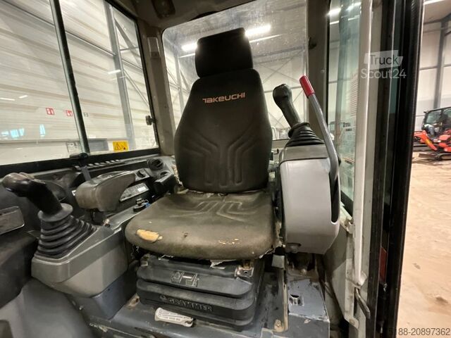 Mini bager Takeuchi TB 260