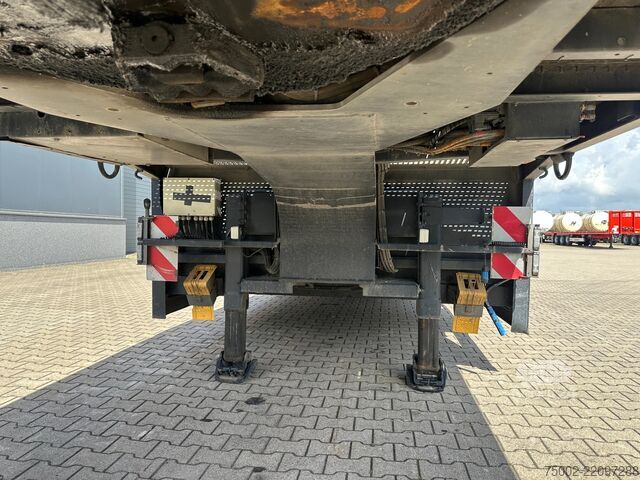 Polovični polnilnik z nizkim nakladanjem Broshuis 3ABSD Lowloader 3-axle / GVW: 59.000kg / Neck: ...