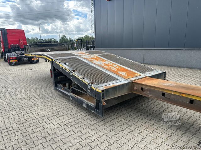 Polovični polnilnik z nizkim nakladanjem Broshuis 3ABSD Lowloader 3-axle / GVW: 59.000kg / Neck: ...