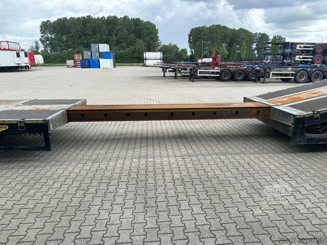 Polovični polnilnik z nizkim nakladanjem Broshuis 3ABSD Lowloader 3-axle / GVW: 59.000kg / Neck: ...