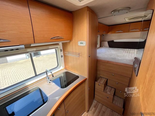 Halvintegrerad husbil EURAMOBIL Contura 660HB - Festbett - Solar -