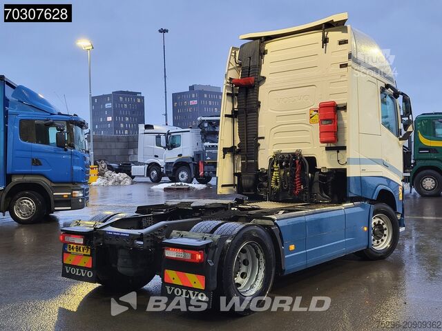 Standard-SZM Volvo FH 420 4X2 XL 2xTanks I-ParkCool Leder