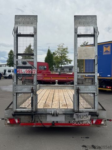 Žemagrindė platforma priekaba HUMBAUR B3AB, VERZINKT, RAMPEN,  7.580 KG  NUTZLAST
