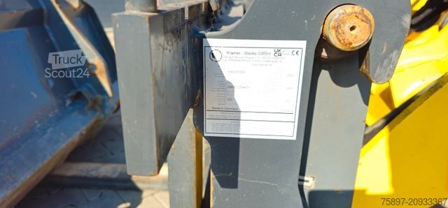 Pyöräkuormaaja KRAMER 5055 Diesel (349) Schaufel+Gabel Gewicht 4.500kg