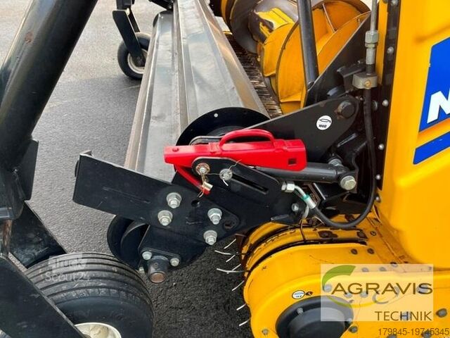 Ceifeira-debulhadora New Holland PICK UP