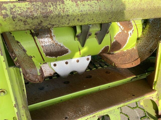 Máquina agrícola CLAAS PU 300 Pro T