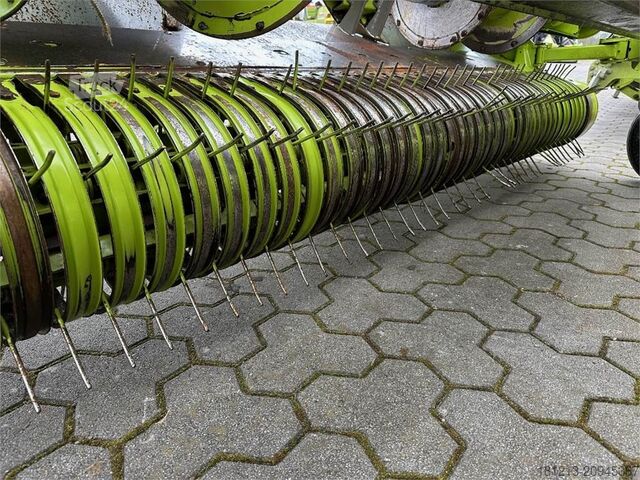 Máquina agrícola CLAAS PU 300 Pro T