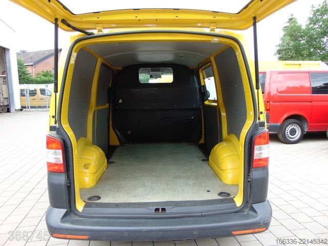 Slēgtais furgons VOLKSWAGEN T5 TRANSPORTER 2.0 TDI 3Sitzer -2x Schiebetür-