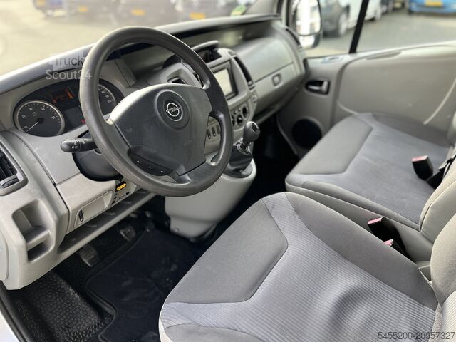 Passagerbus Opel Vivaro Combi 2.0i L2H1 9-persoons Airco Trekhaa...