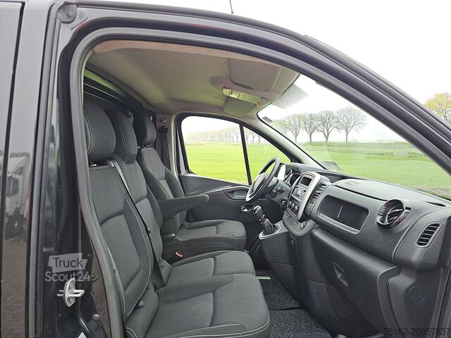 Camioneta familiar de techo alto RENAULT TRAFIC 2.0 DCI L1H1 LED Euro6 AC!