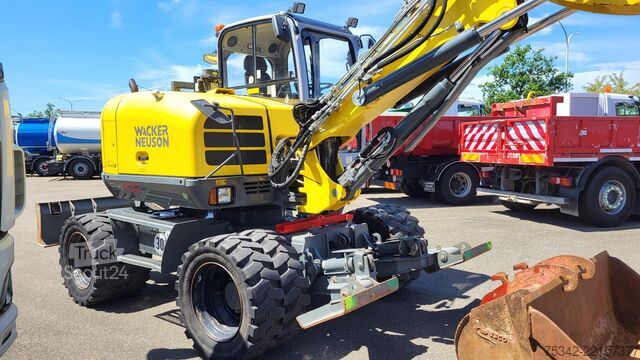 Ratinis ekskavatorius WACKER NEUSON EW100