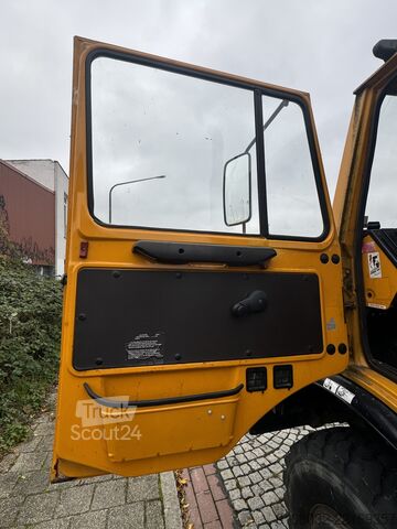 Speciallastbil Unimog 427/12 U1600 1990 Schlepper