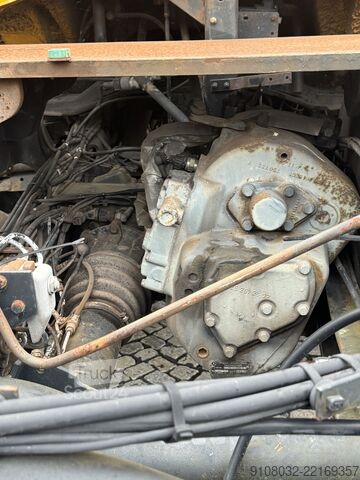 Speciallastbil Unimog 427/12 U1600 1990 Schlepper