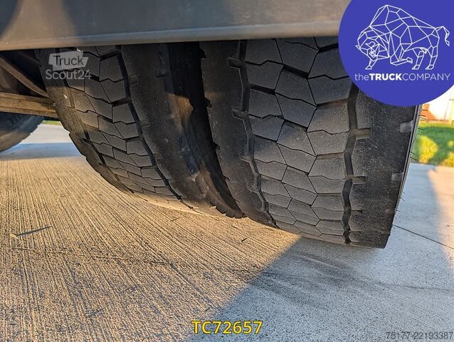 Estándar-SZM Iveco S-Way 480