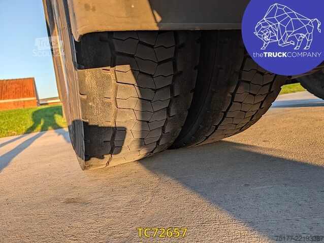 Estándar-SZM Iveco S-Way 480