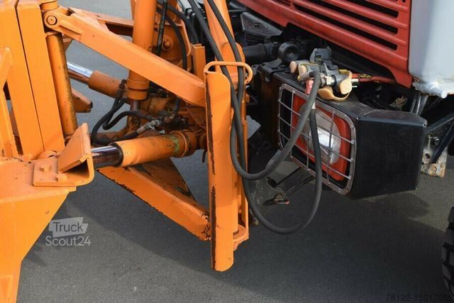 Trekker MERCEDES-BENZ Unimog 424 / Multicar / Xylon